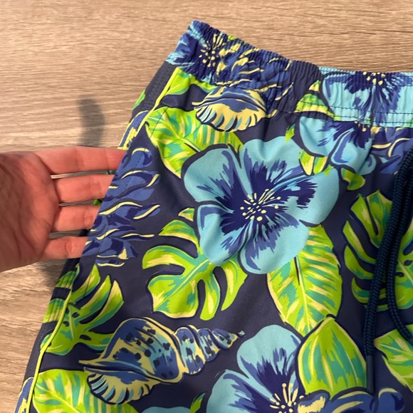 Vineyard Vines Men's Printed Piped Chappy Trunks- Moonshine Sz Small Swim Shorts - Picture 9 of 12